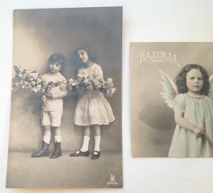 2 открытки с детишками
