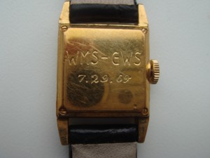 Женские PATEK FHILIPPE с родным ремешком в родной коробке.