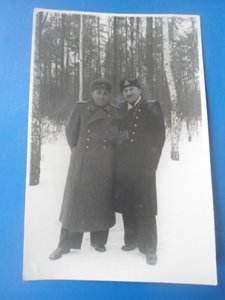 Военный билет 1957 г. , накладная на маузер 1952 г.  и фото