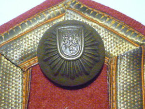 Петлицы, погоны и проч.