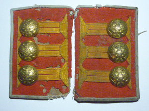 Петлицы, погоны и проч.