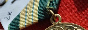 Три медали БАМ ( клеймо СЛЕВА, с ОБОИХ сторон и БЕЗ клейма )