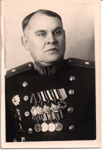 Ордена Кутузова двух степеней.