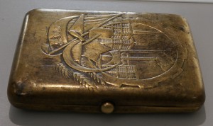 Портсигар агитационный.