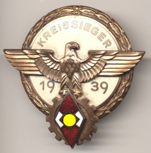 Знак Победитель в соревновании Гитлерюгенд "Крайсзигер" 1939