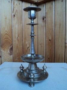Подсвечник с клеймом