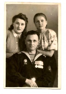 7 Фото. Моряк с Кр. "КРАСНЫЙ КАВКАЗ" + экипаж