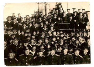 7 Фото. Моряк с Кр. "КРАСНЫЙ КАВКАЗ" + экипаж