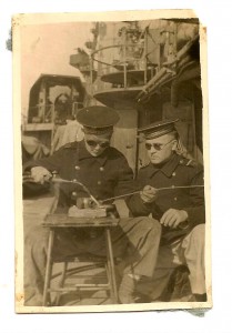 7 Фото. Моряк с Кр. "КРАСНЫЙ КАВКАЗ" + экипаж