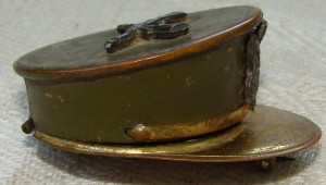 Американская патриотическая брошь