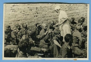 И всё-таки мы победили! Немецкие военнопленные. 19 фото.