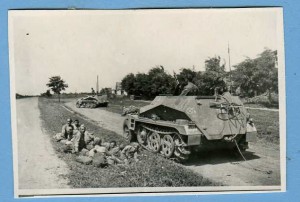 Советские военнопленные около Майкопа.Август,1942 г.