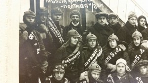 Лыжники в буденовках 1931год.