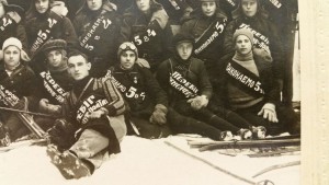 Лыжники в буденовках 1931год.