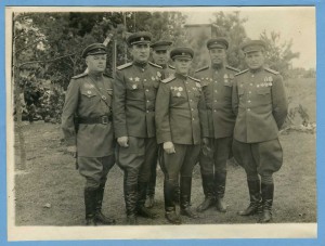 Генерал-лейтенант Н.М.ПОЖАРСКИЙ с генералами и офицерами.