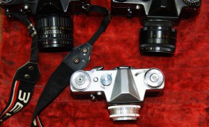 3 фотоаппарата "Зенит" (Зенит ЕТ,Zenit-E, ZENIT)