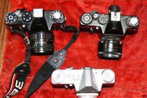 3 фотоаппарата "Зенит" (Зенит ЕТ,Zenit-E, ZENIT)