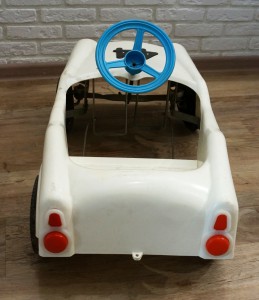 Детский педальный авто. "44"
