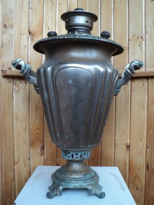 Рюмка на 7 л. 1 коп. артель . Банка, выпуклые листья 1988 г.