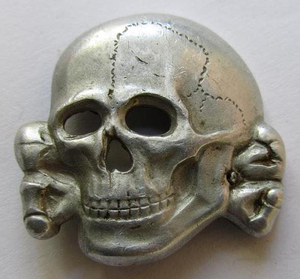 кокарда СС . Мёртвая голова, орёл