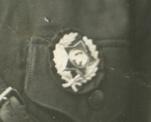 Красноармеец 4КП, со знаком на смерть Ленина.