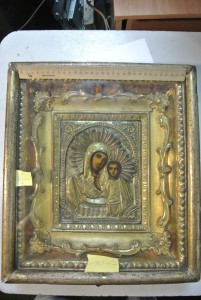 киот в жирной позолоте