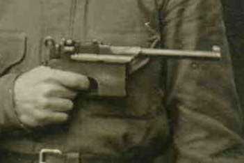 Пара красноармейцев. Петлицы "Р.8 Б". Шикарное оружие!