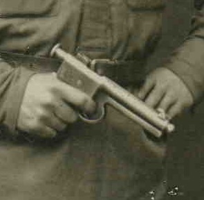 Пара красноармейцев. Петлицы "Р.8 Б". Шикарное оружие!