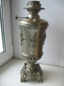 Лампа керосиновая.Большая.Литьё
