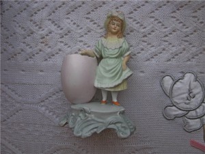 царский фарфор и стекло (для чая банка, сахарница и статуэтк