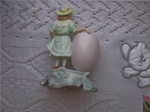 царский фарфор и стекло (для чая банка, сахарница и статуэтк