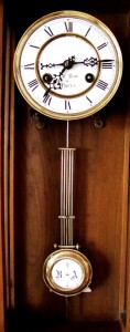 Настенные часы фирма Kienzle ( Германия )