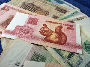 Отгадайте страну - зайчик, белочка, зубр, картошка