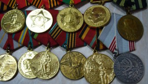 Ассорти - различные юбилейные и ведомственные медали