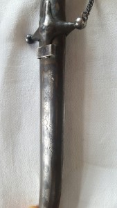 Серебряный кинжал