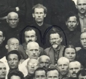 Фото с изображением Молотова и Калинина!!!