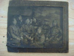 Летчики (7 человек).