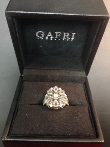 Новое кольцо фирмы GAFRI с цветными бриллиантами. Красивое!