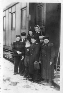 Герой с крейсера "ВАРЯГ" Ф.Ф.СЕМЁНОВ.. 3 фото и некролог.