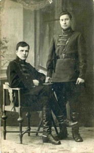 Краскомы - стрелок и артиллерист. 1920-е.