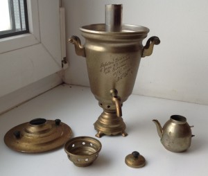 Самовар маленький советский 1977 год с дарственной надписью