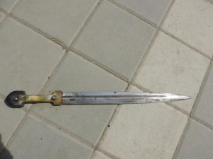 Кинжал