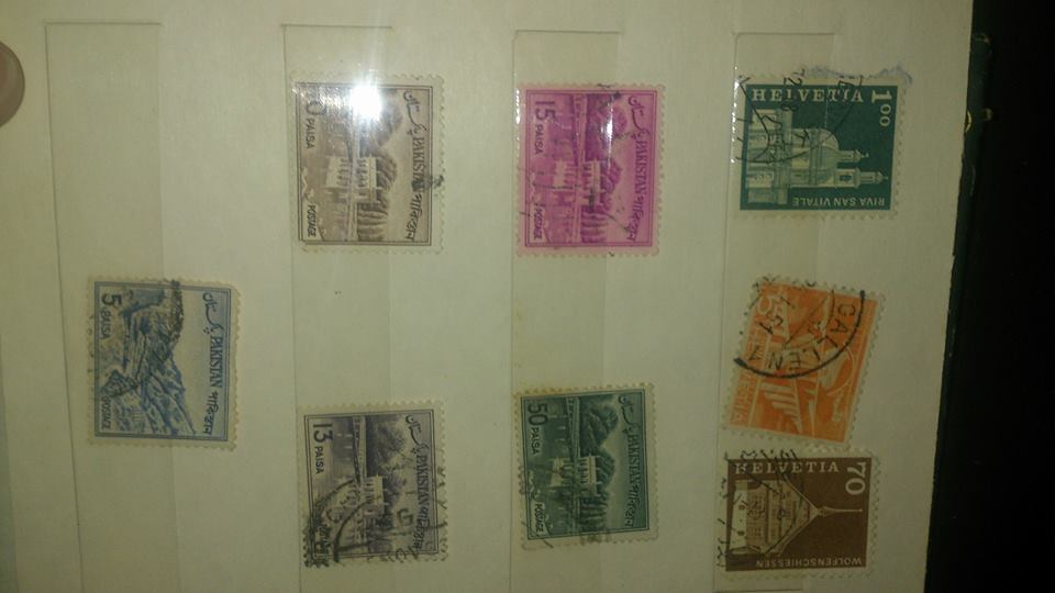 7 альбомов марок разных стран требуется оценка с последующей