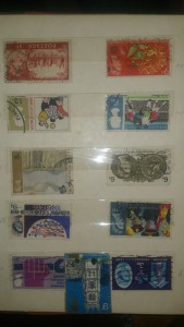 7 альбомов марок разных стран требуется оценка с последующей