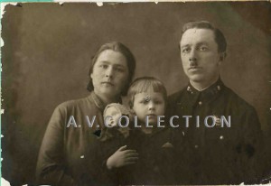 Красный командир с БКЗ РСФСР в "розетке".