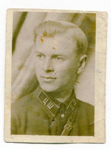 Военный с ЦШ в петлицах