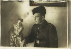 Курсант ВМУ в зимней Форме. Якоря на Погонах,Нашивки,Пряга.