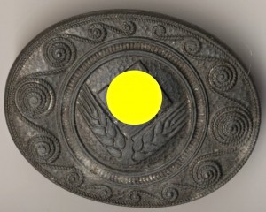 Памятная брошь для девушек Имперской службы труда