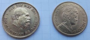 золотые монеты 2шт  1875-1912 г