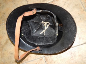 каска . подскажите